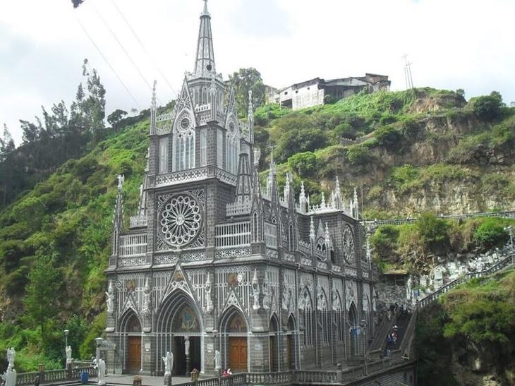 Церковь Лас-Лахас, Пасто, Колумбия