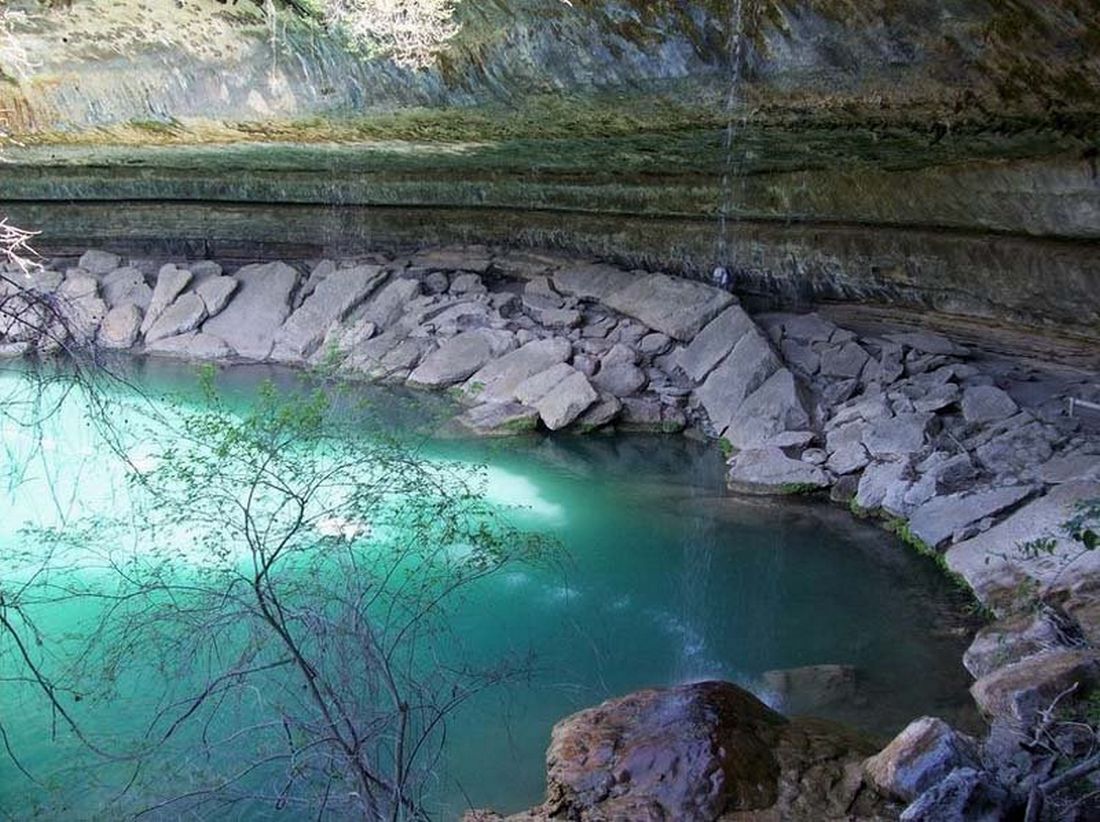 Гамильтон Пул (Hamilton Pool) - наземное и подземное озеро, Остин, США